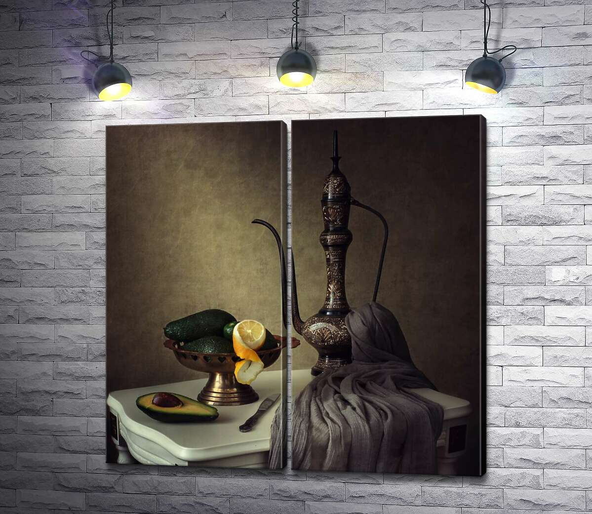 модульна картина Східний натюрморт: глечик біля вази з авокадо та лимоном