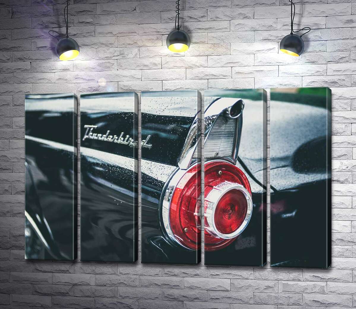 модульная картина Задняя фара люксового автомобиля Ford Thunderbird (Модуль №26)