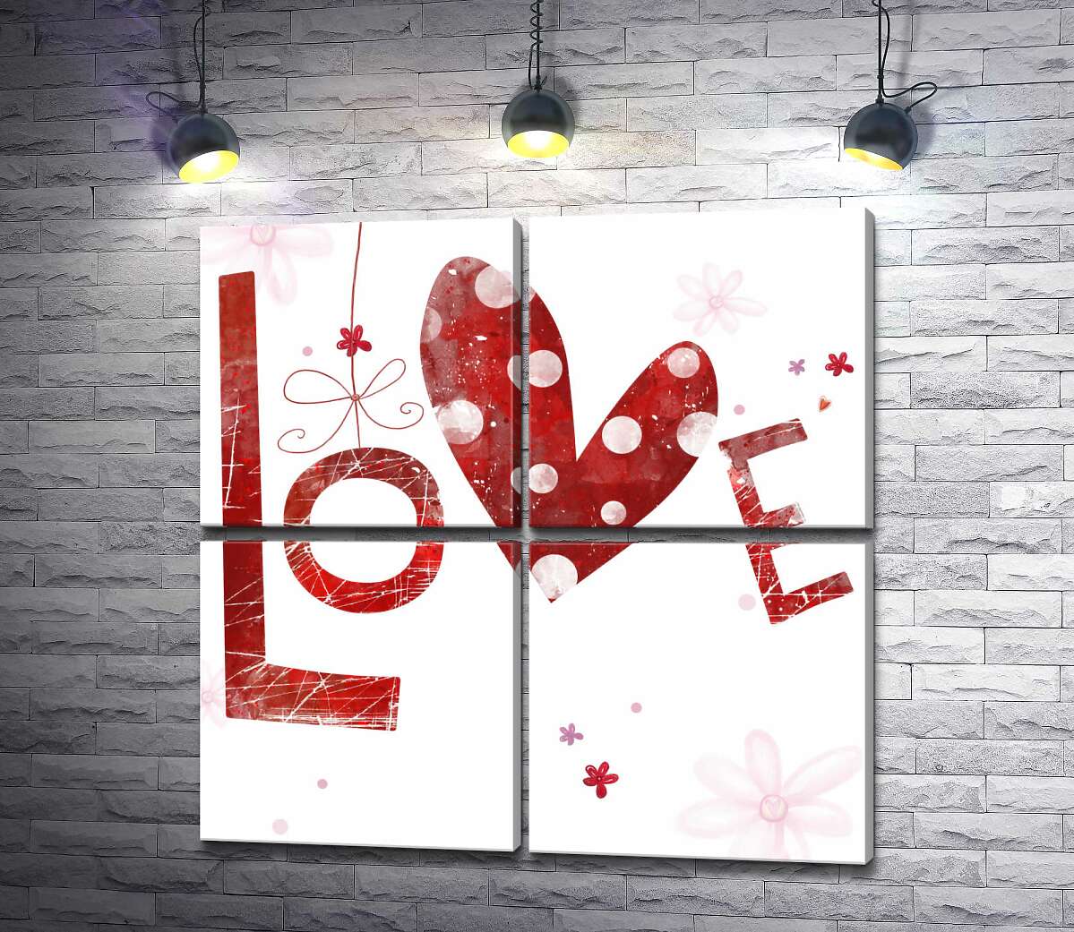 модульная картина Пятнистое сердечко украшает надпись "love" (Модуль №25)