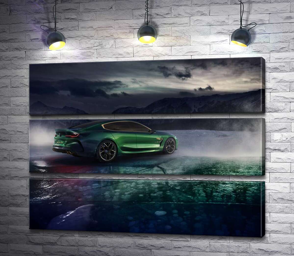 модульна картина Зелений автомобіль BMW M8 Gran Coupe дрифтує по темному льоду озера (Модуль №15)