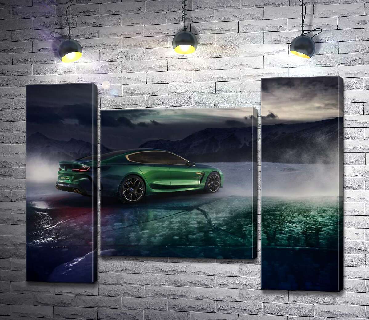 модульна картина Зелений автомобіль BMW M8 Gran Coupe дрифтує по темному льоду озера (Модуль №11)