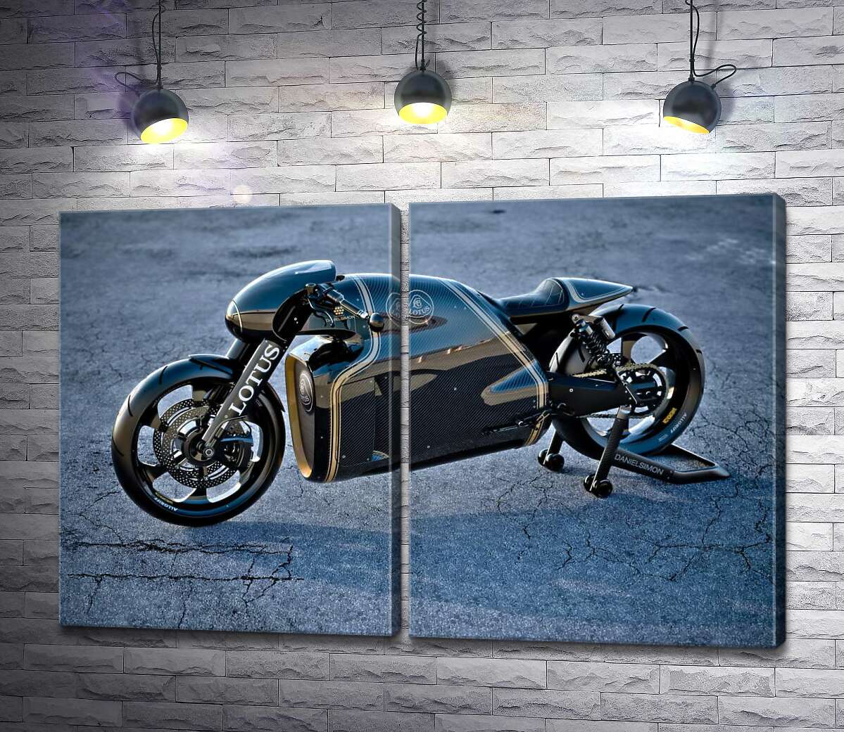 модульная картина Черная сияющая поверхность мотоцикла Lotus C-01