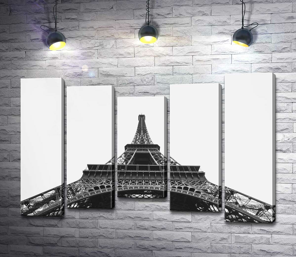 модульная картина Железный шпиль Эйфелевой башни (Eiffel tower) исчезает в облачном небе (Модуль №27)