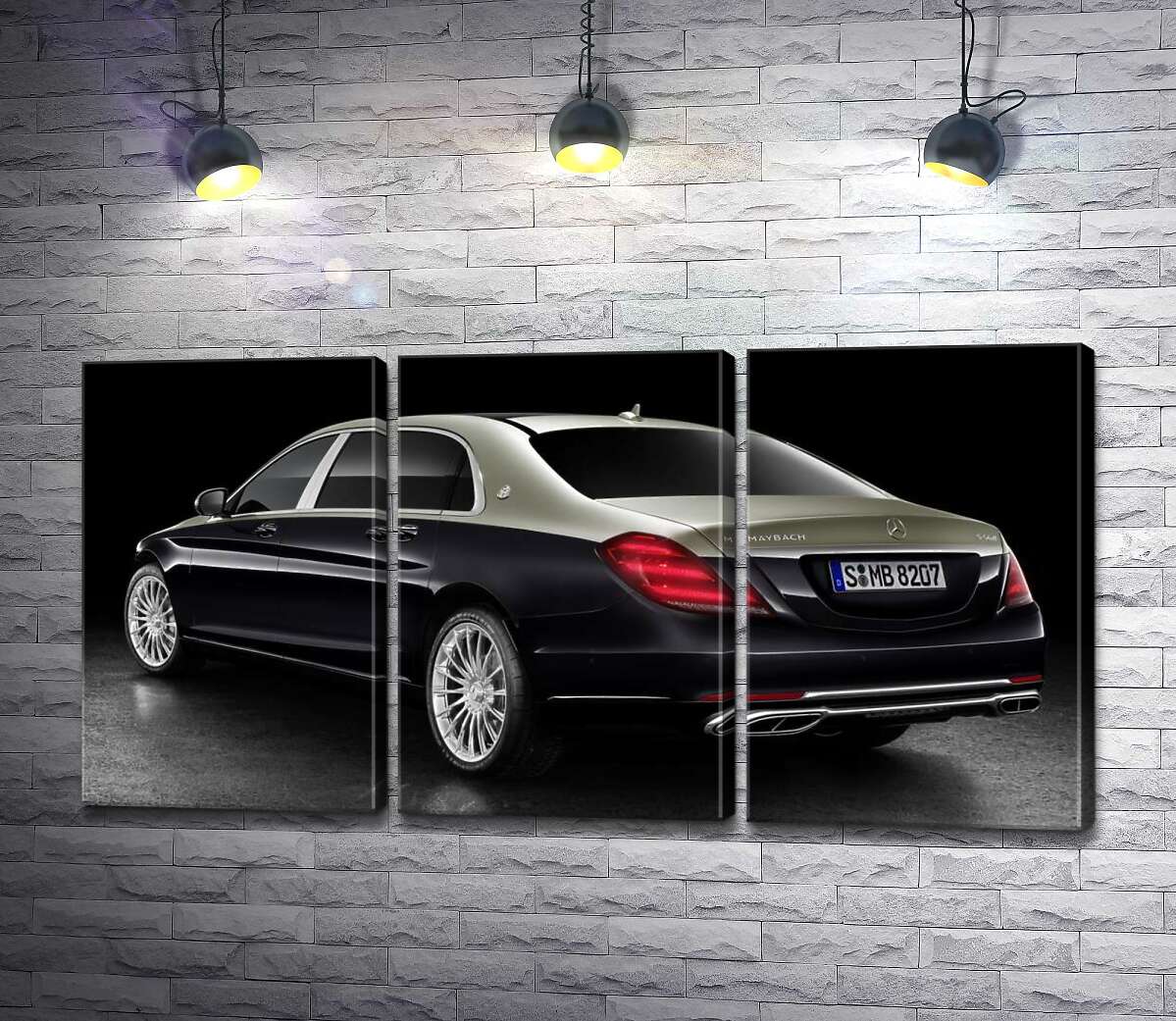 модульна картина Чорна поверхня престижного автомобіля Mercedes-Maybach S-Class