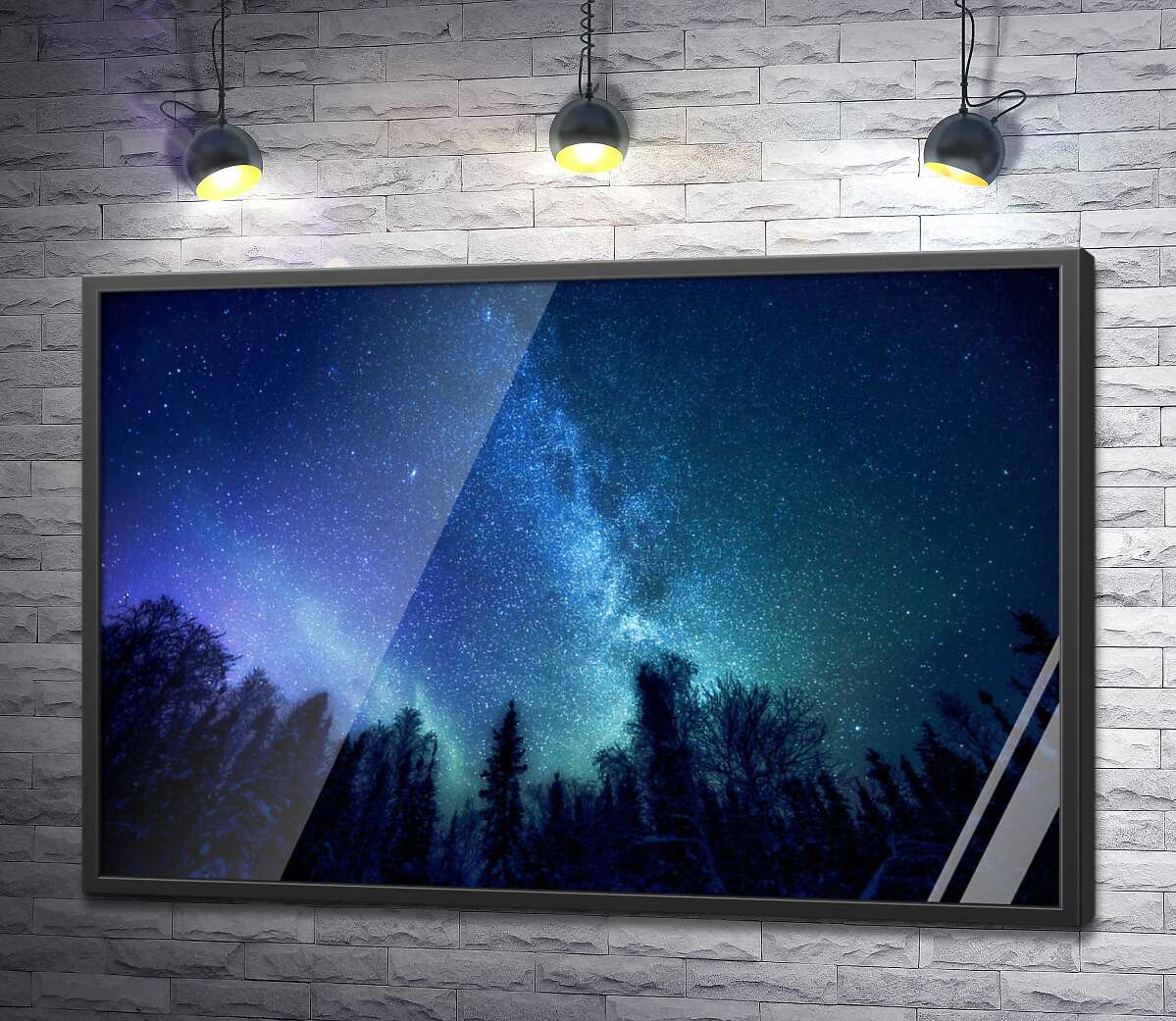 постер Зіркове скупчення Чумацького шляху на нічному небі над лісовою галявиною