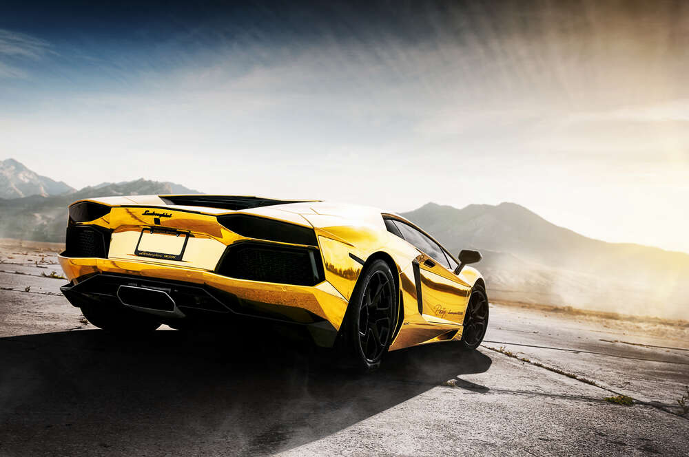 картина-постер Черные элементы желтого автомобиля Lamborghini Aventador