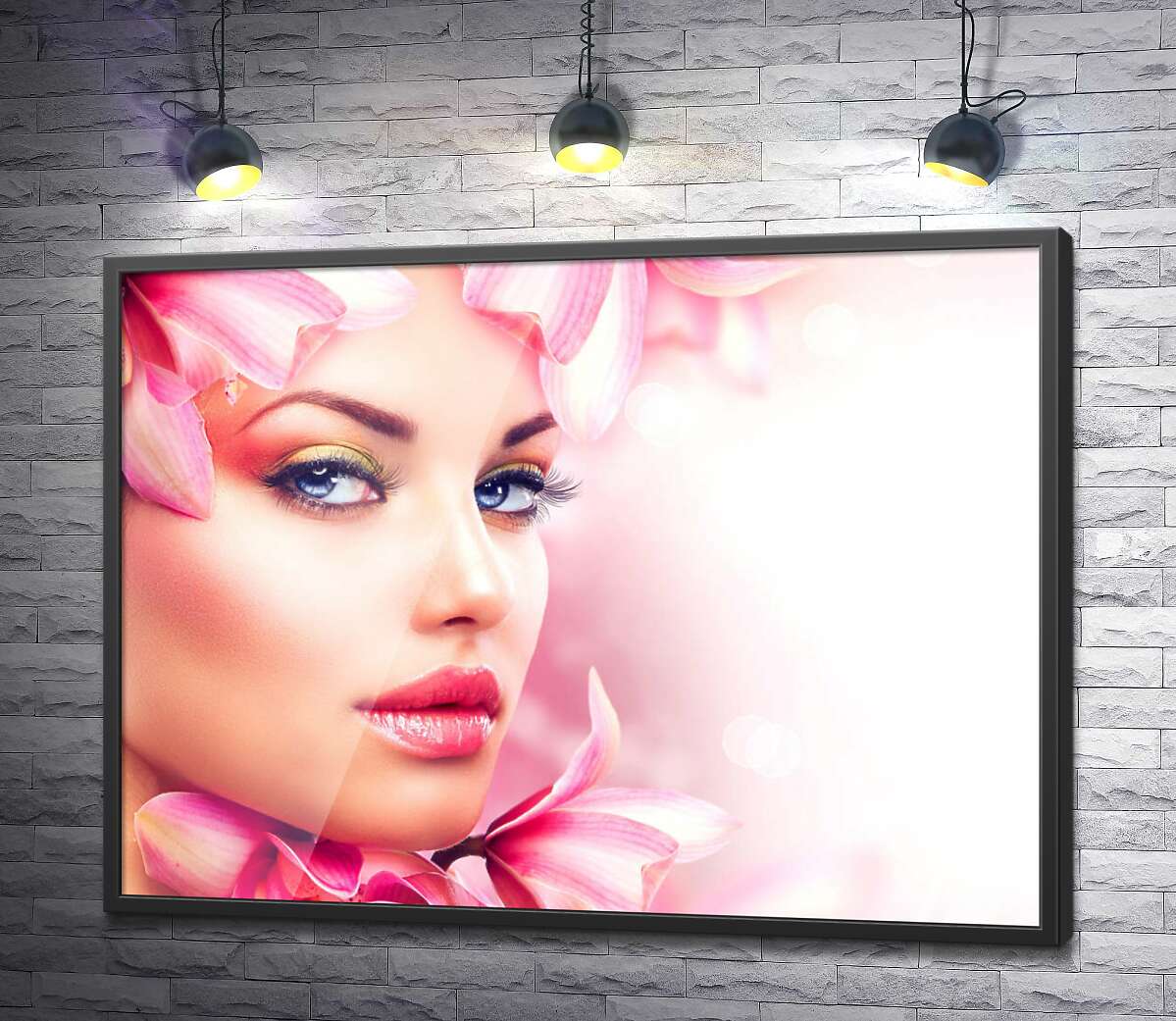 постер Лицо девушки украшено розовыми цветами магнолии