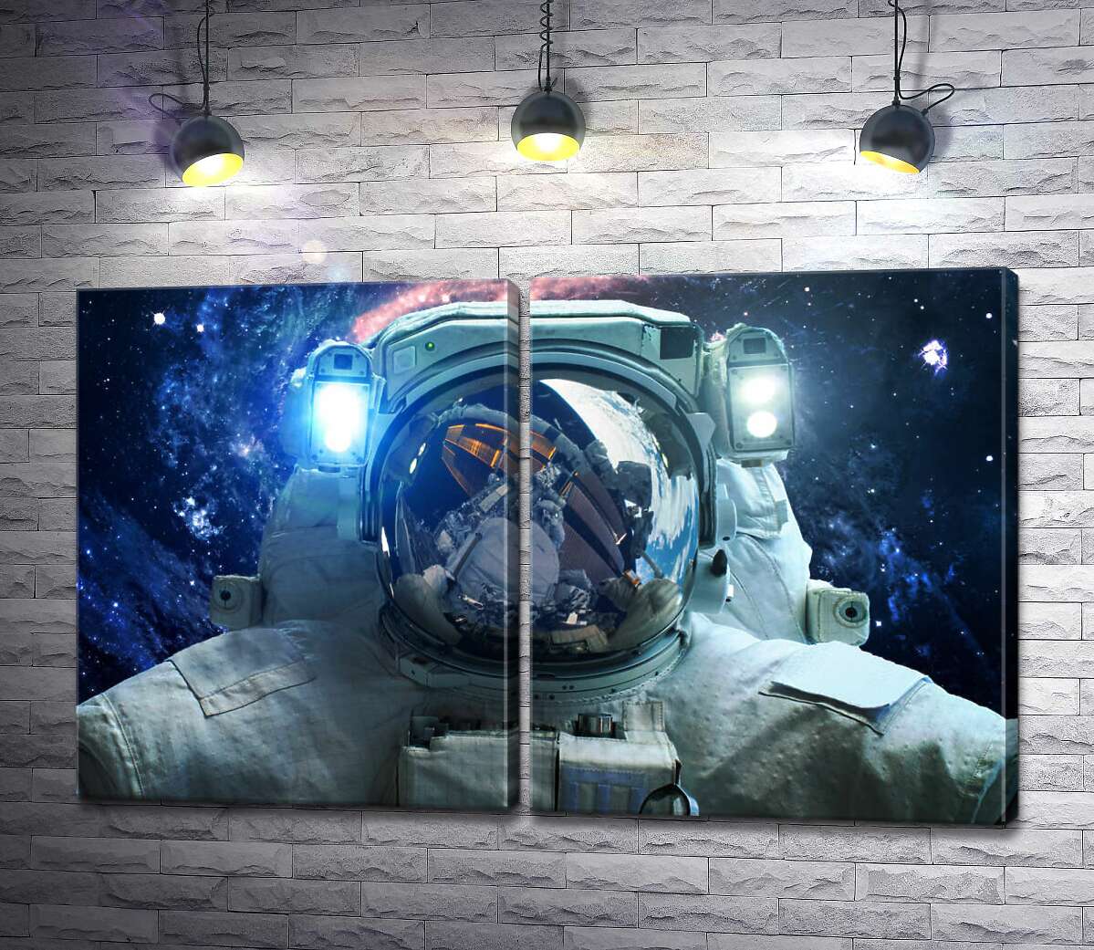 модульна картина Відліт космонавта від корабля у відкритий космос