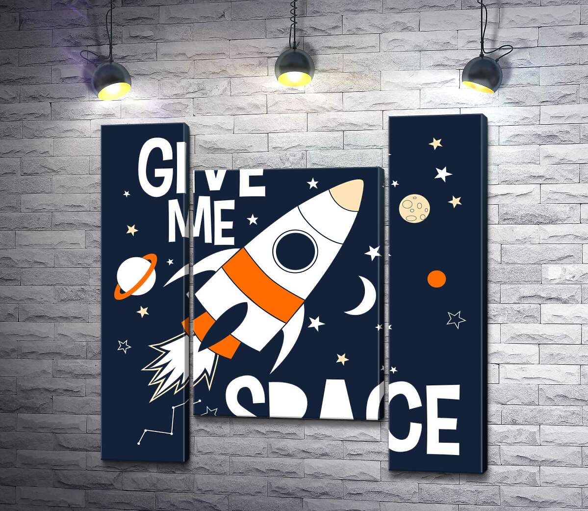модульная картина Ракета пролетает между словами "give me space" (Модуль №11)