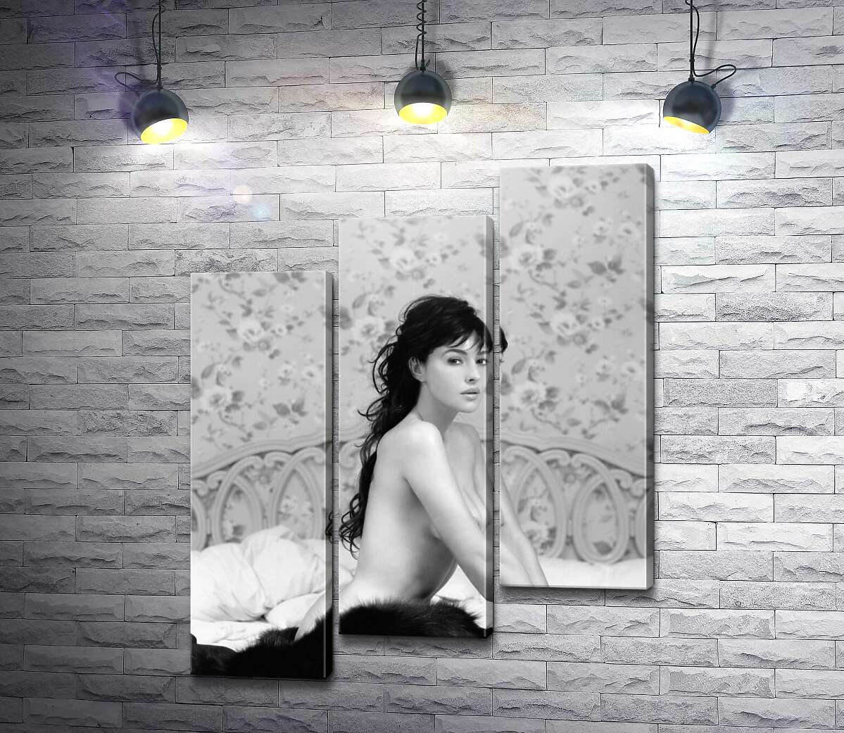модульна картина Моніка Беллуччі (Monica Bellucci) еротично позує в ліжку (Модуль №14)