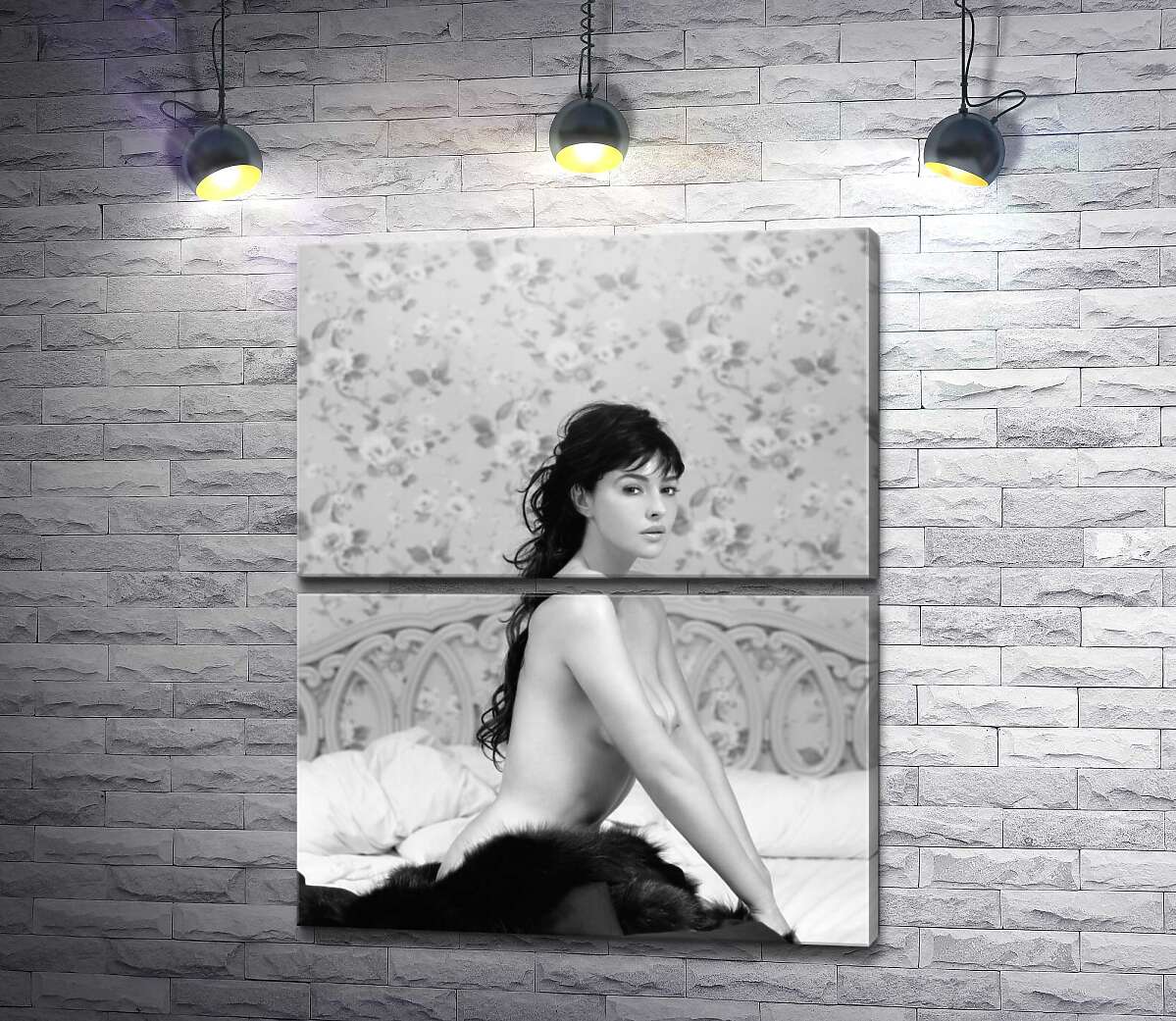 модульна картина Моніка Беллуччі (Monica Bellucci) еротично позує в ліжку (Модуль №7)