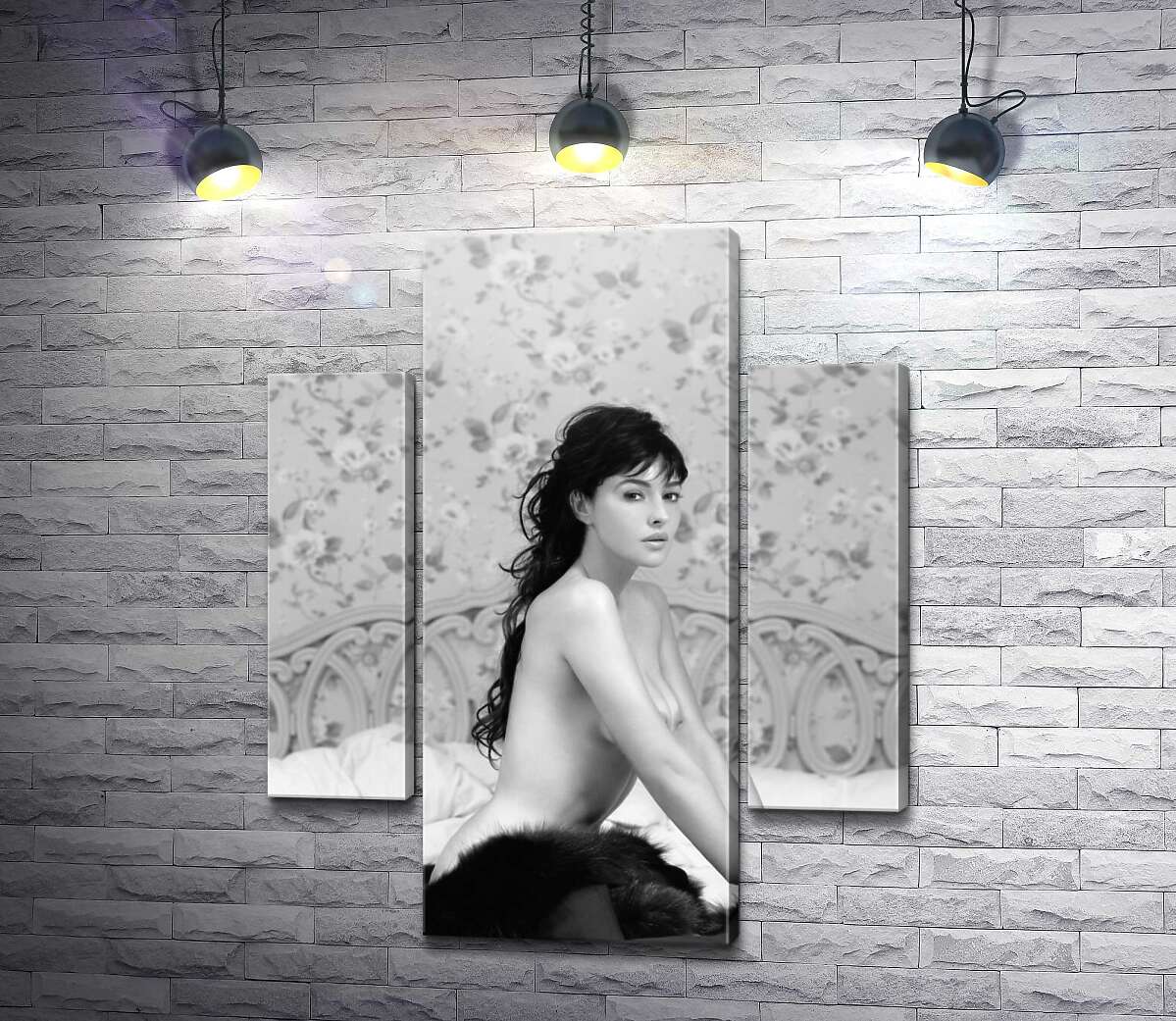 модульна картина Моніка Беллуччі (Monica Bellucci) еротично позує в ліжку (Модуль №5)