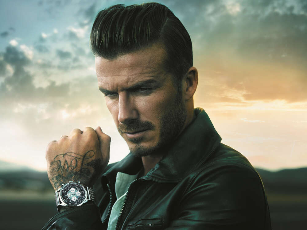 картина-постер Дэвид Бекхэм (David Beckham) рекламирует часы от компании Breitling