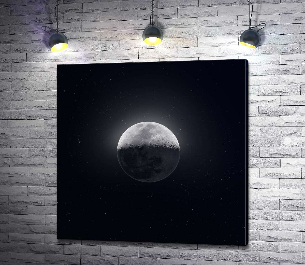 картина Верхушка Луны озарена серебряным светом