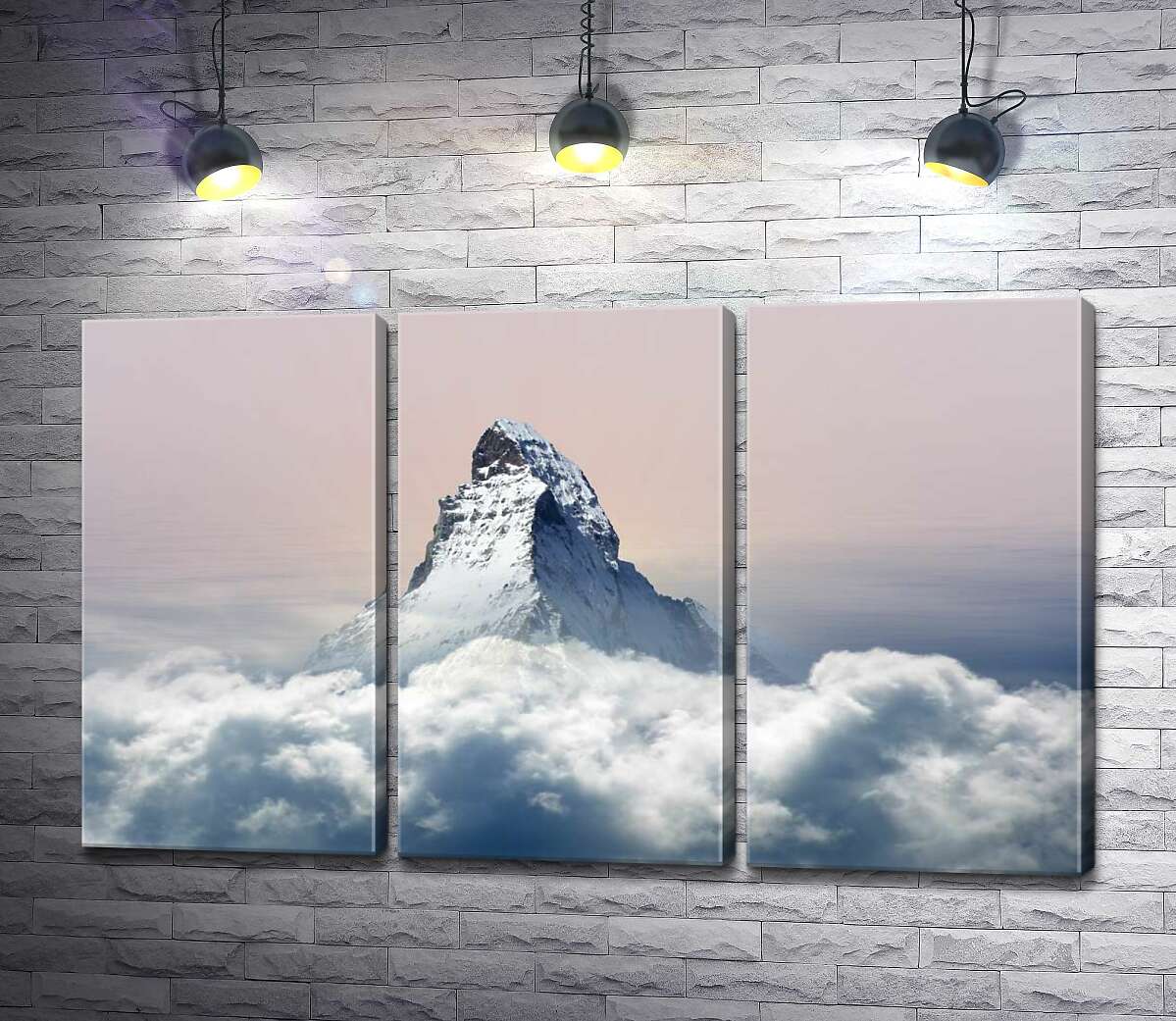 модульна картина Скелястий пік гори Матергорн (Matterhorn) оточений пухнастим шаром хмар (Модуль №2)