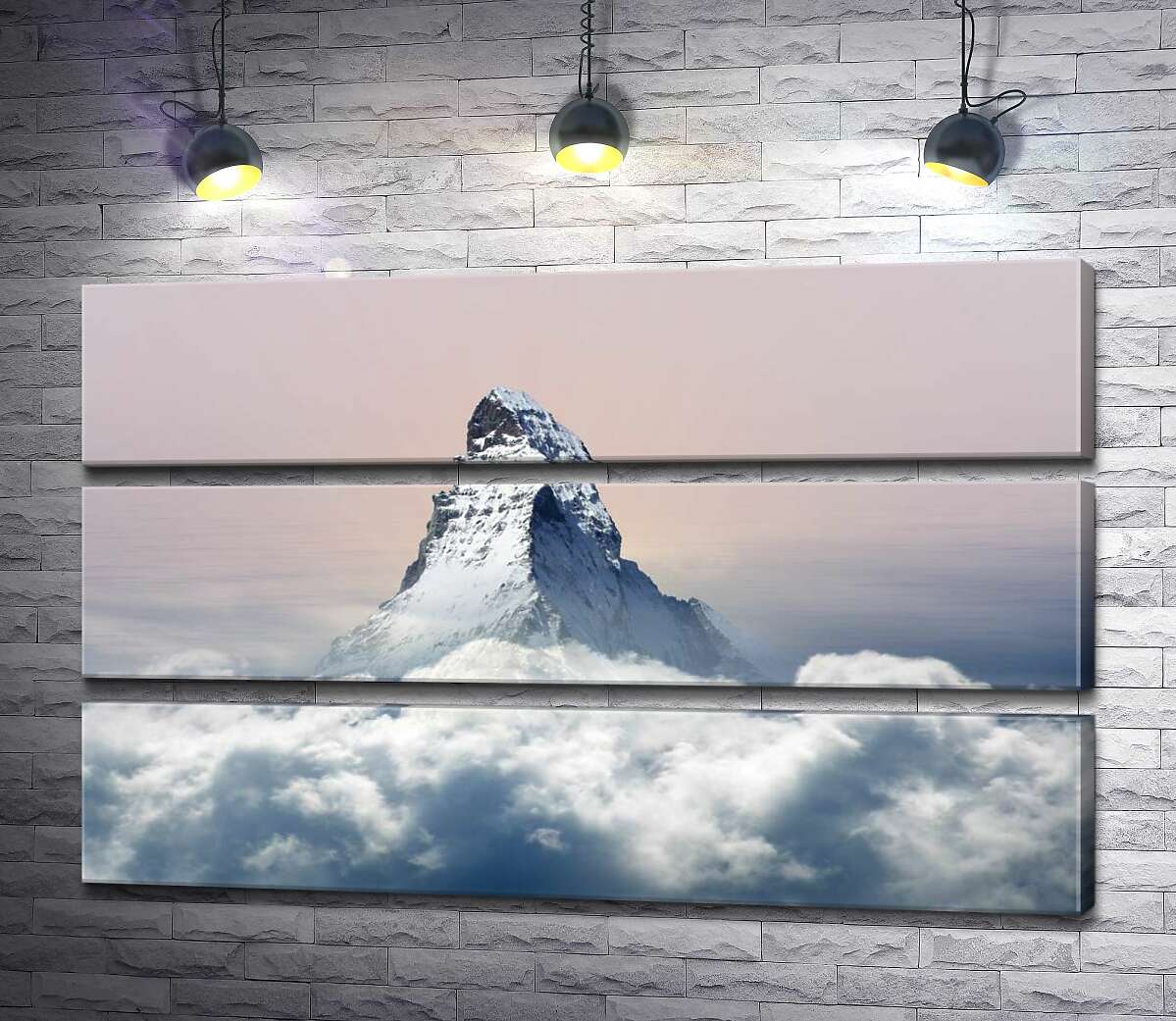 модульна картина Скелястий пік гори Матергорн (Matterhorn) оточений пухнастим шаром хмар (Модуль №15)