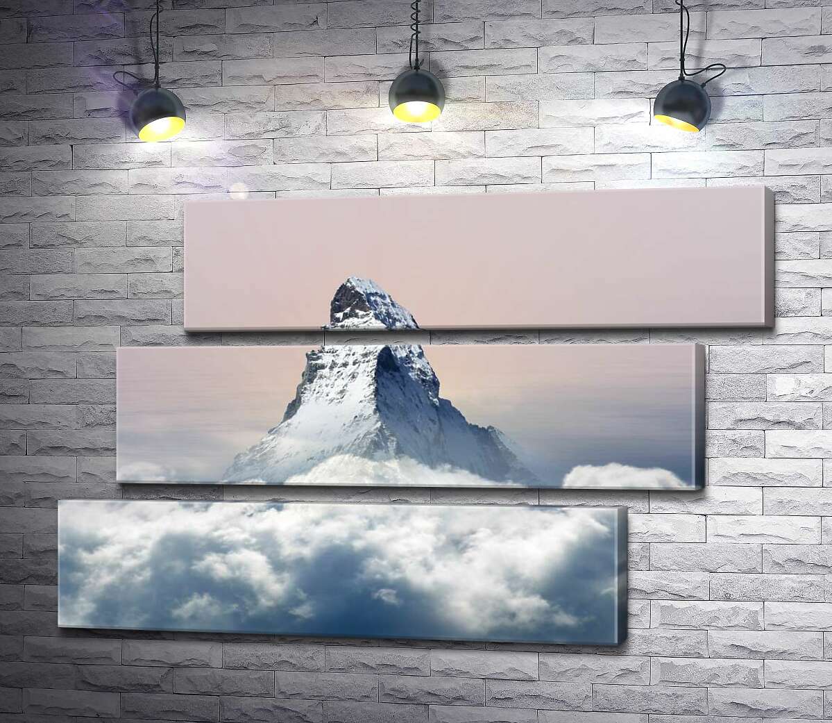 модульна картина Скелястий пік гори Матергорн (Matterhorn) оточений пухнастим шаром хмар (Модуль №17)