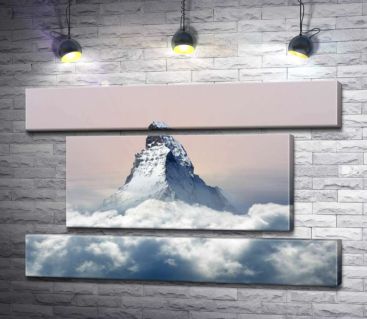 модульна картина Скелястий пік гори Матергорн (Matterhorn) оточений пухнастим шаром хмар (Модуль №18)