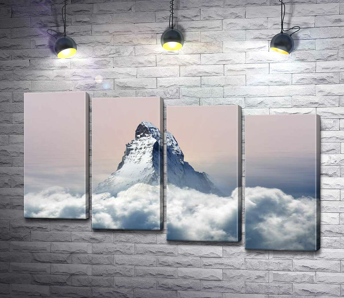 модульная картина Скалистый пик горы Маттерхорн (Matterhorn) окружен пушистым слоем облаков (Модуль №19)