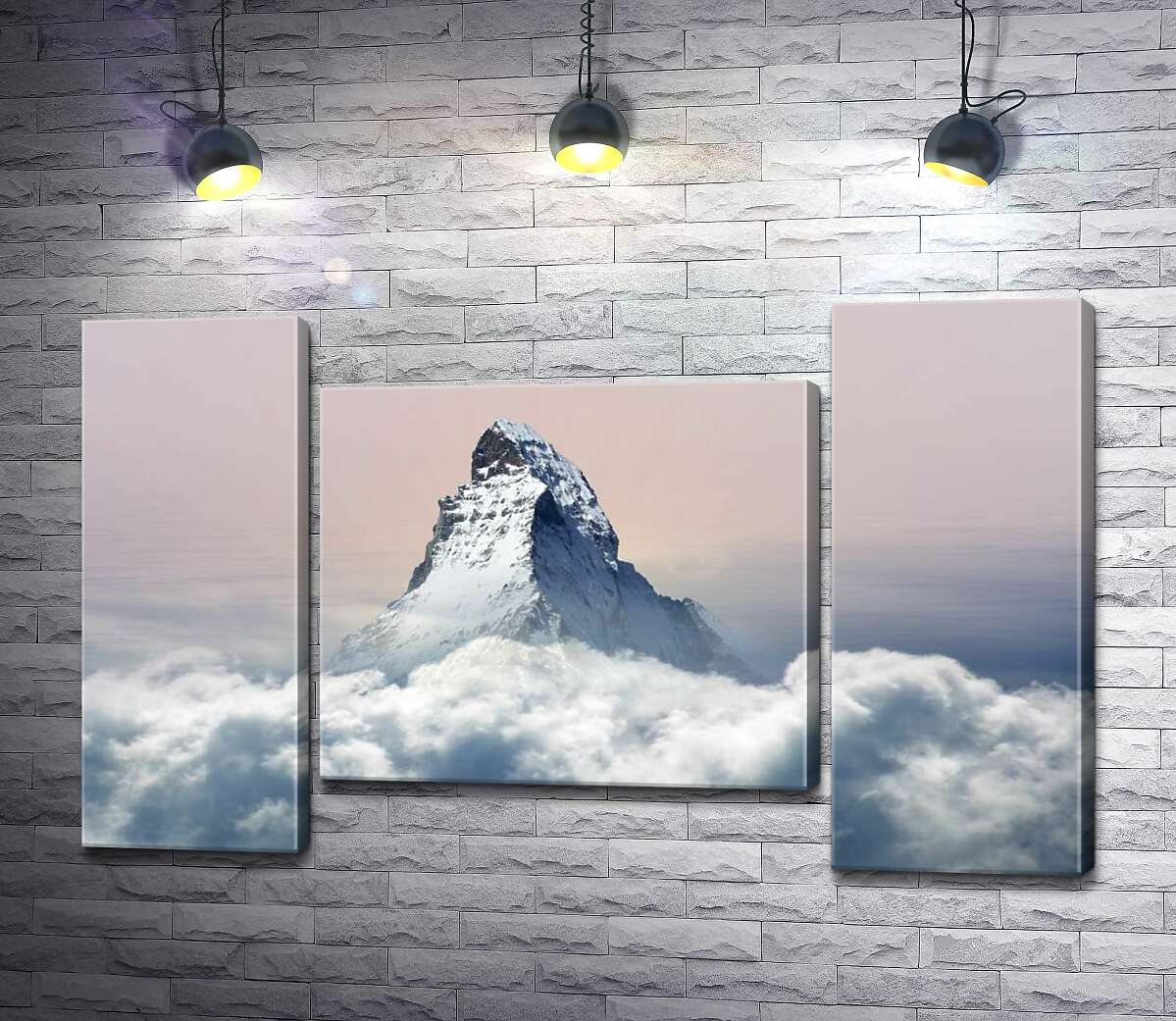 модульна картина Скелястий пік гори Матергорн (Matterhorn) оточений пухнастим шаром хмар (Модуль №11)
