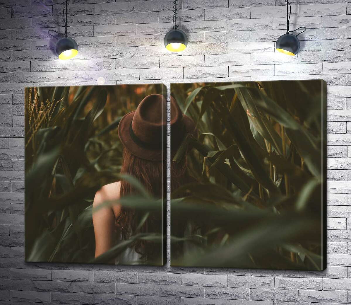 модульная картина Романтический образ девушки в поле кукурузы