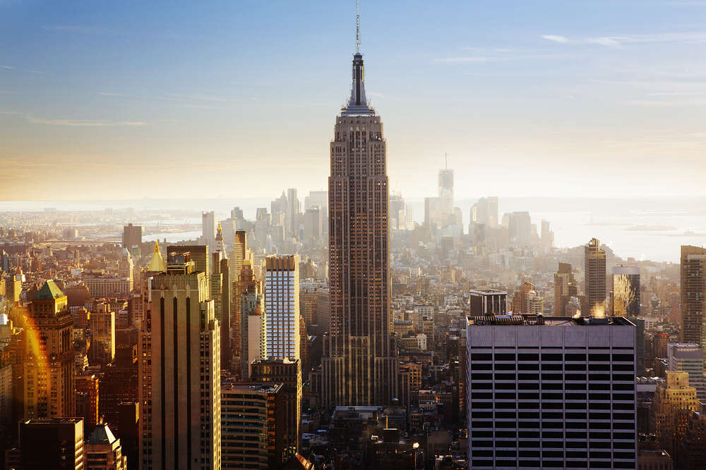 картина-постер Ранковий туман розсіюється біля Емпайр-Стейт-Білдінг (Empire State Building)