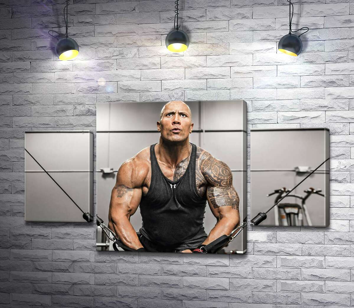 модульная картина Дуэйн Джонсон (Dwayne Johnson) тренирует мышцы рук в спортзале (Модуль №5)