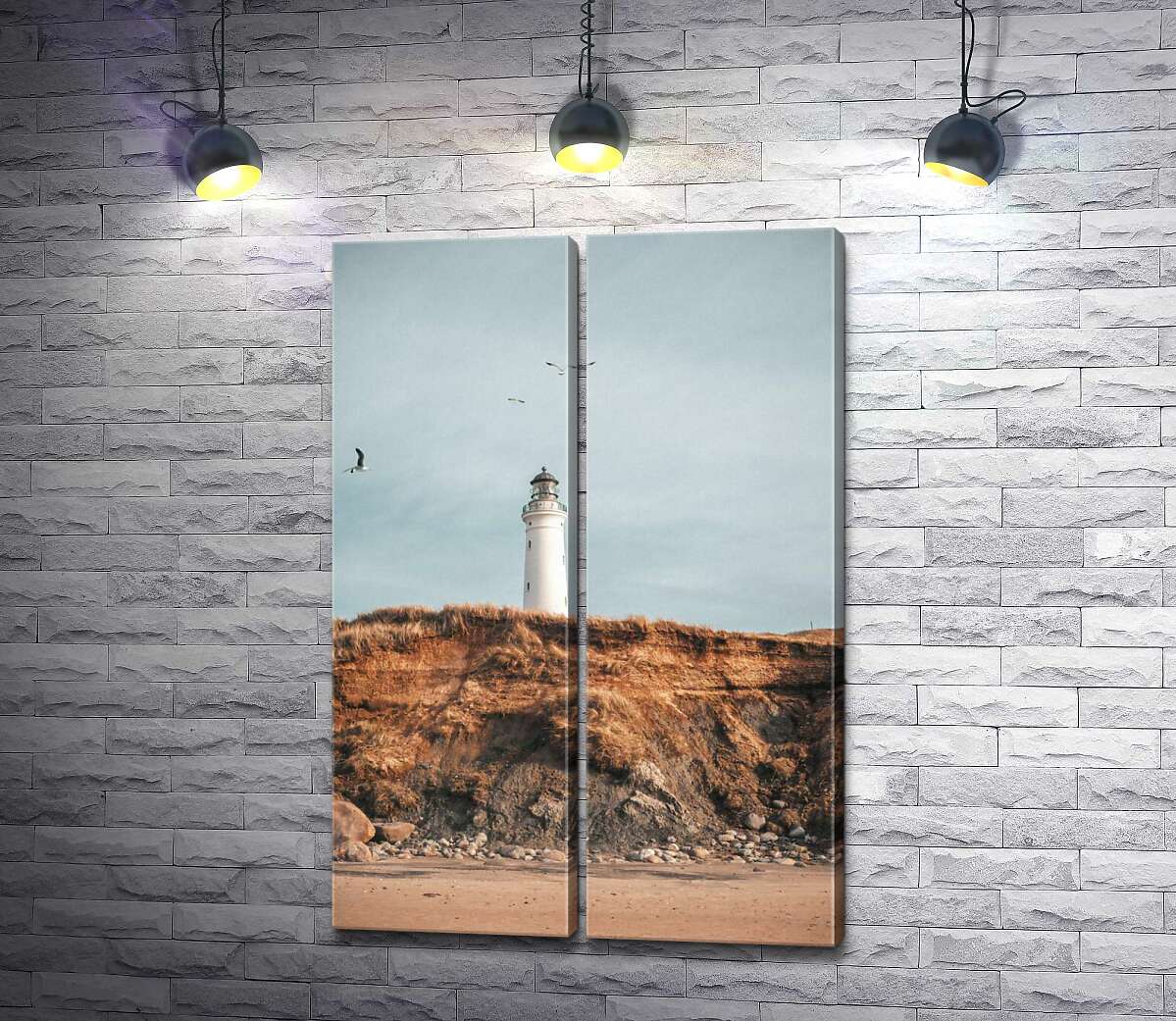 модульная картина Вид маяк с морского пляжа