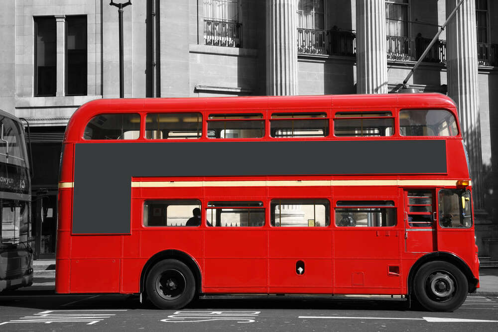 картина-постер Лондонский двухэтажный автобус на стоянке