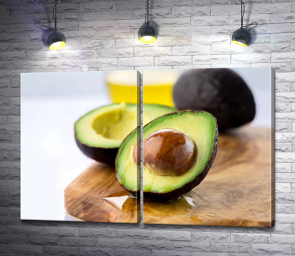 модульная картина Сочный авокадо в разрезе