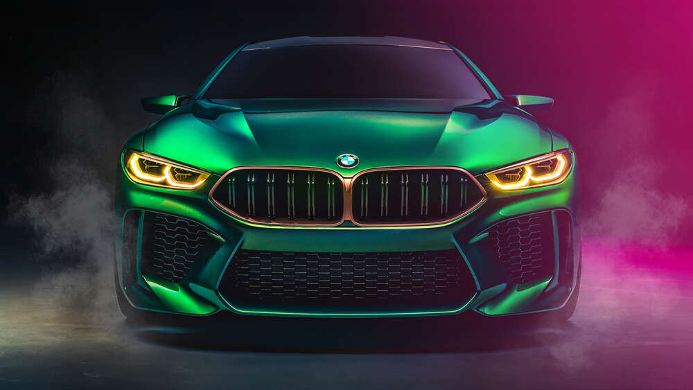 картина-постер Агрессивная мордашка кислотно-зеленой BMW
