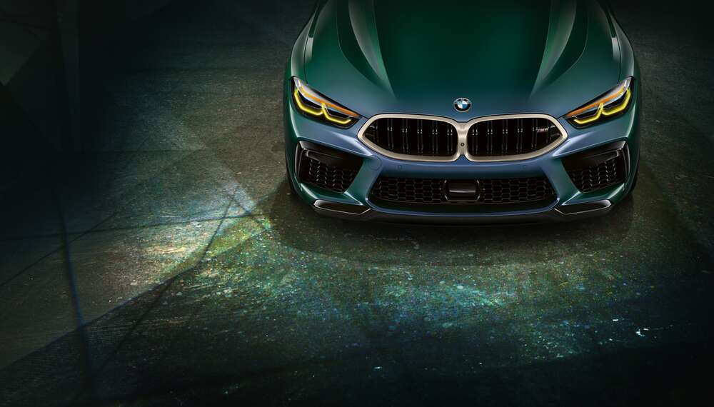 картина-постер Стильные формы передней части BMW