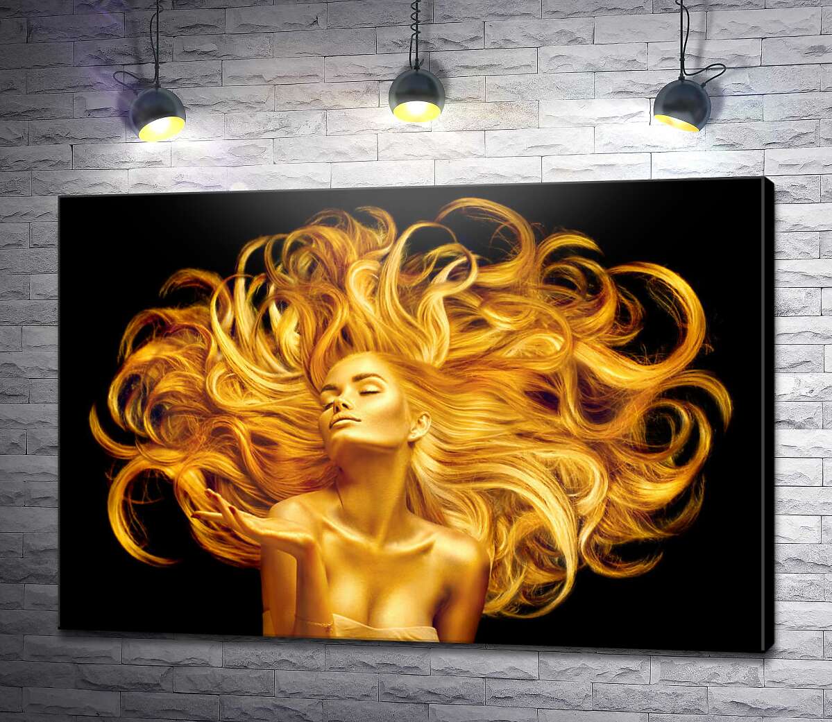 картина Золоті локони волосся моделі, що розвіваються