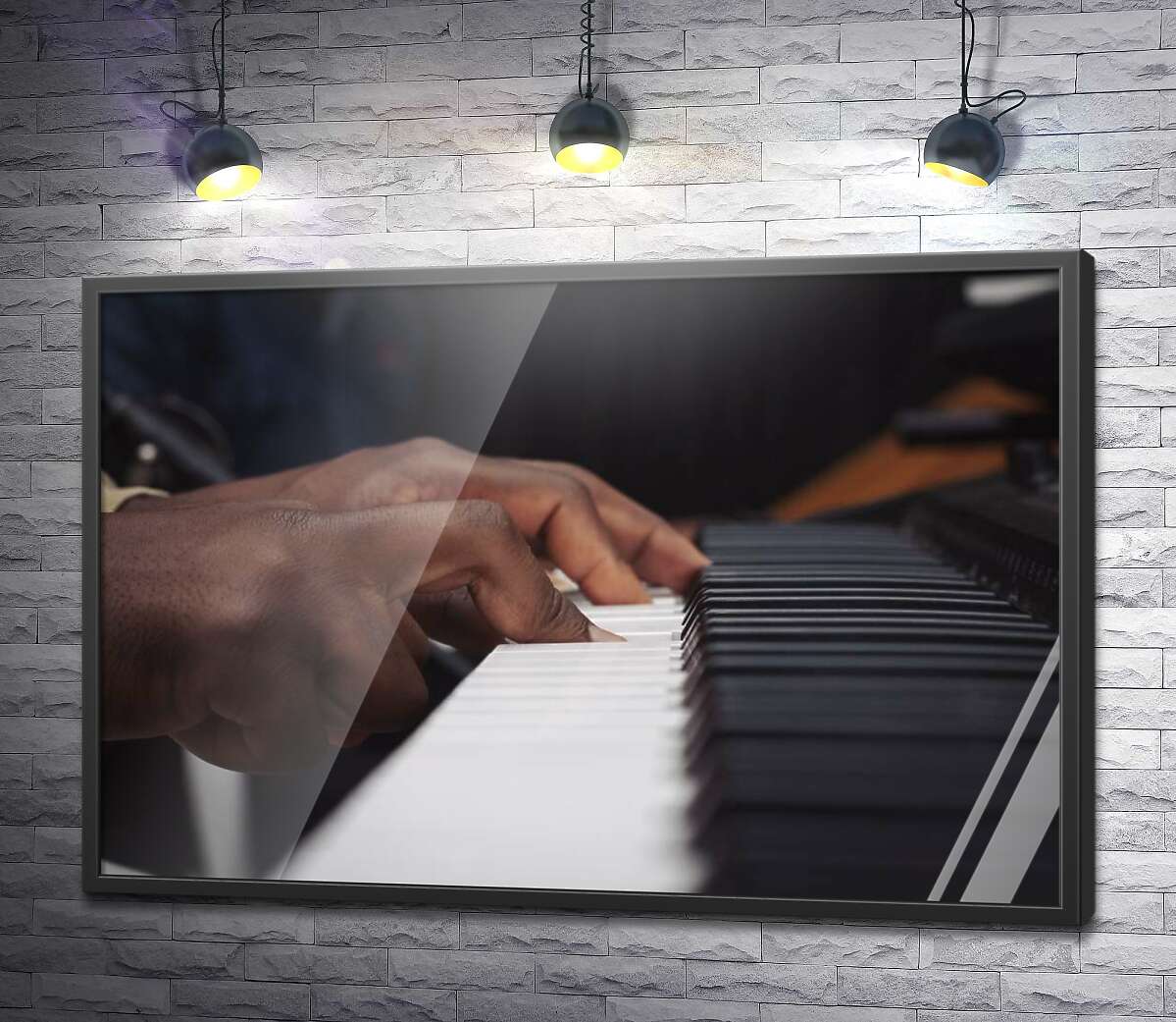 постер Пальці афроамериканця грають на роялі