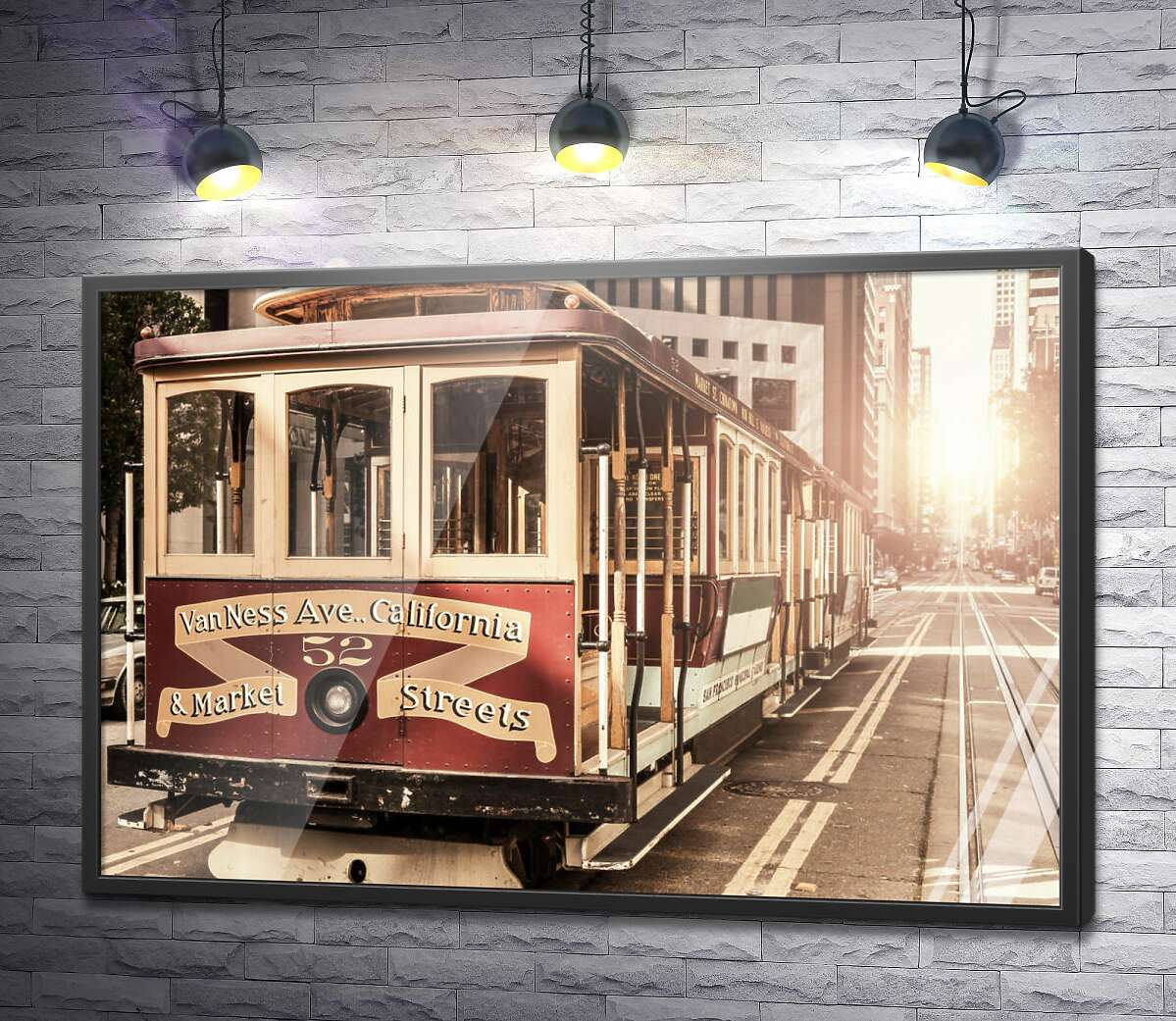 постер Винтажный трамвай на солнечной улице