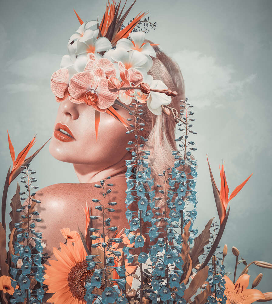 картина-постер Абстрактний образ сексуальної дівчини в помаранчевих квітах