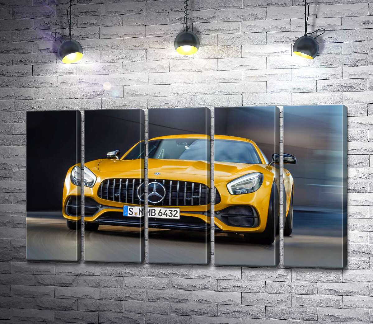 модульная картина Золотой автомобиль Mercedes-Benz AMG GT S 2018 (Модуль №26)
