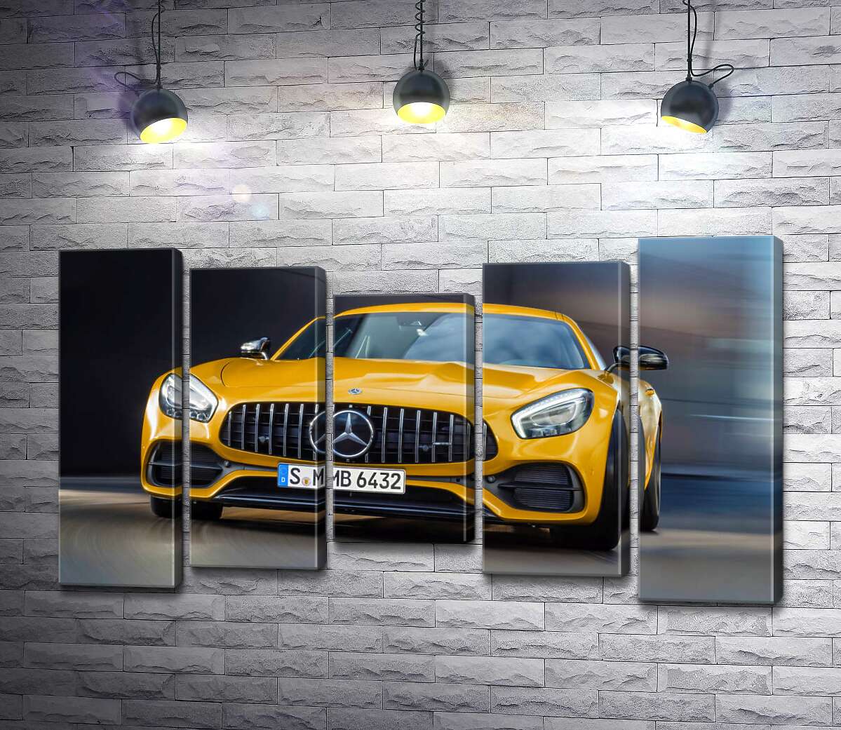 модульна картина Золотий автомобіль Mercedes-Benz AMG GT S 2018 (Модуль №27)