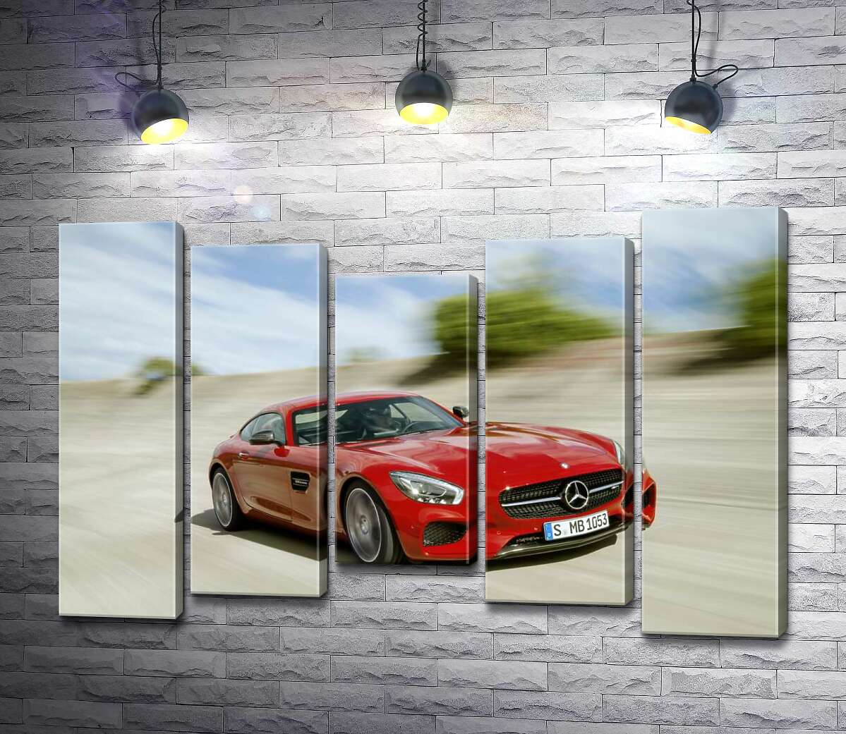 модульна картина Червоний автомобіль Mercedes-Benz GT-Class 2016 в дорозі (Модуль №27)