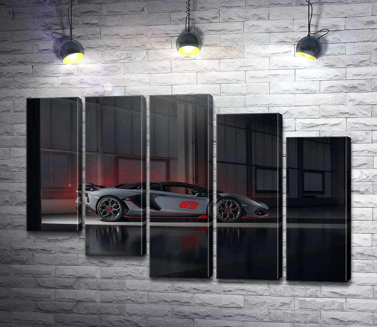 модульная картина Серебристый автомобиль Lamborghini Aventador S 2018 в ангаре (Модуль №28)
