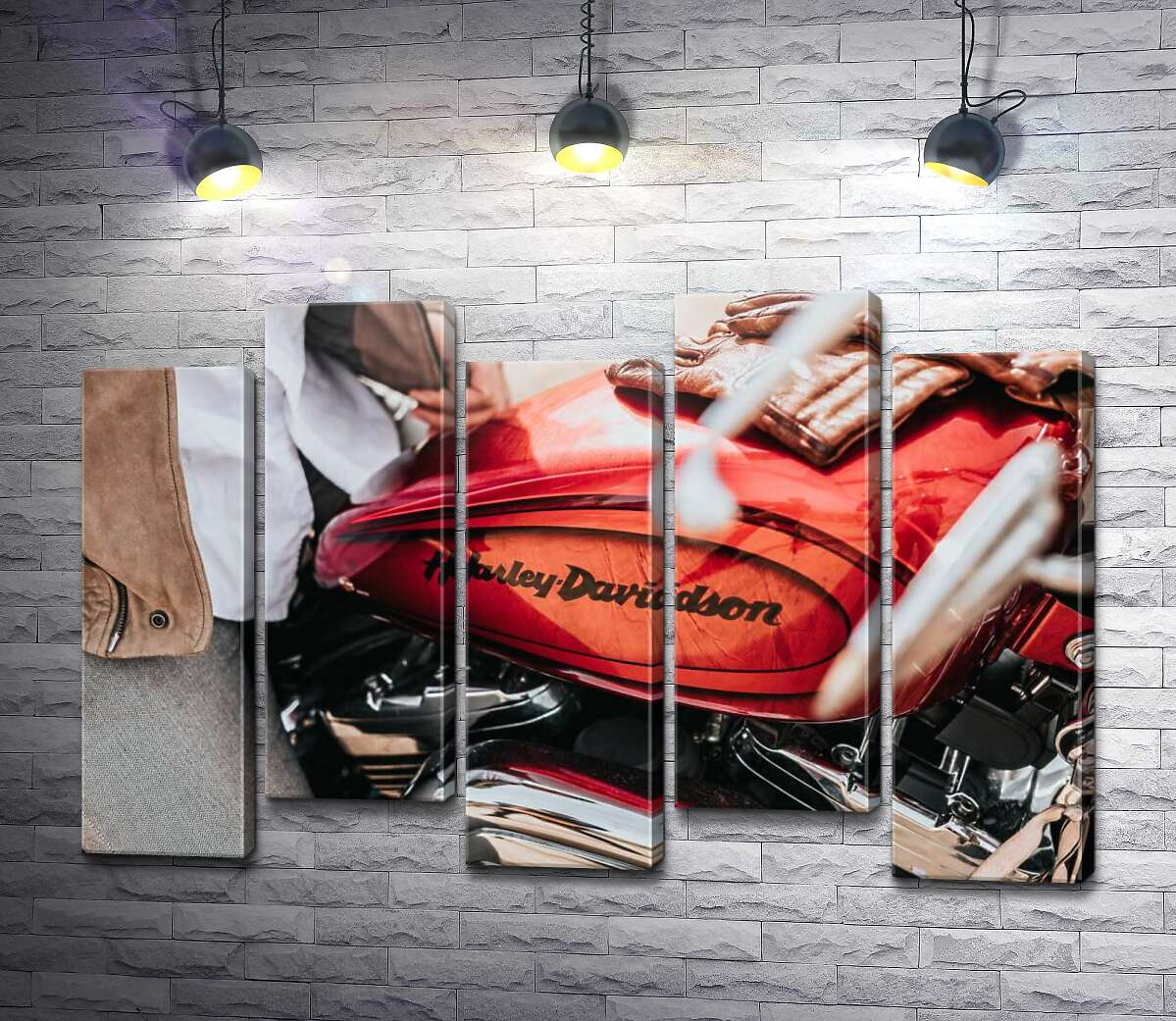 модульна картина Яскрава емблема на мотоциклі Harley-Davidson зблизька (Модуль №30)