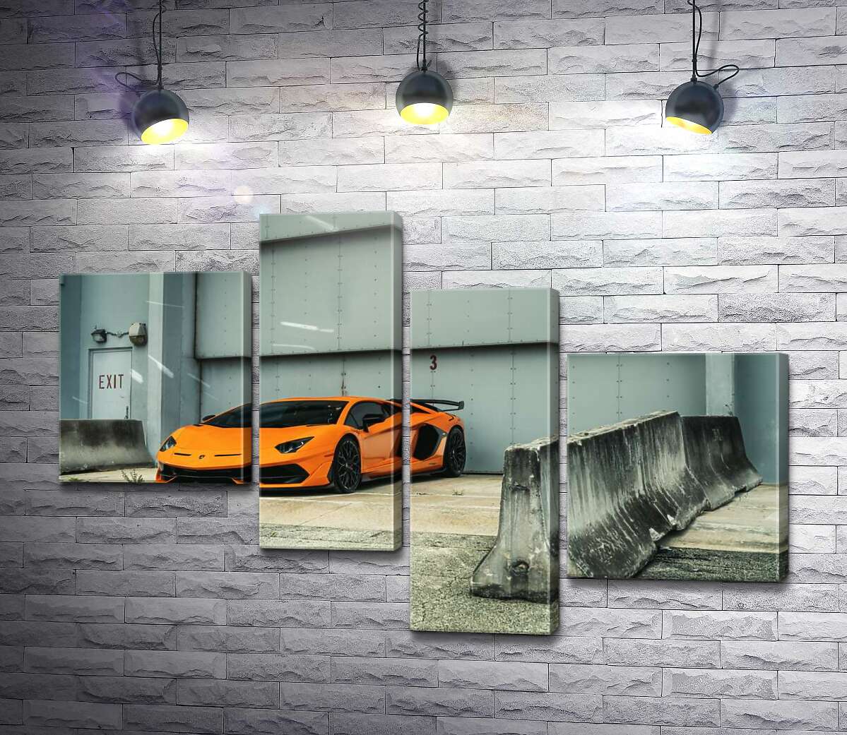 модульная картина Оранжевый автомобиль Lamborghini Aventador возле ангара (Модуль №21)