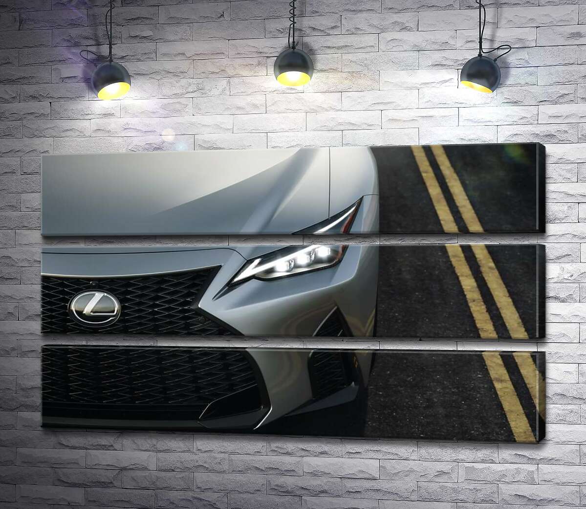модульная картина Изящная фара серебристого автомобиля Lexus IS 300 (Модуль №15)