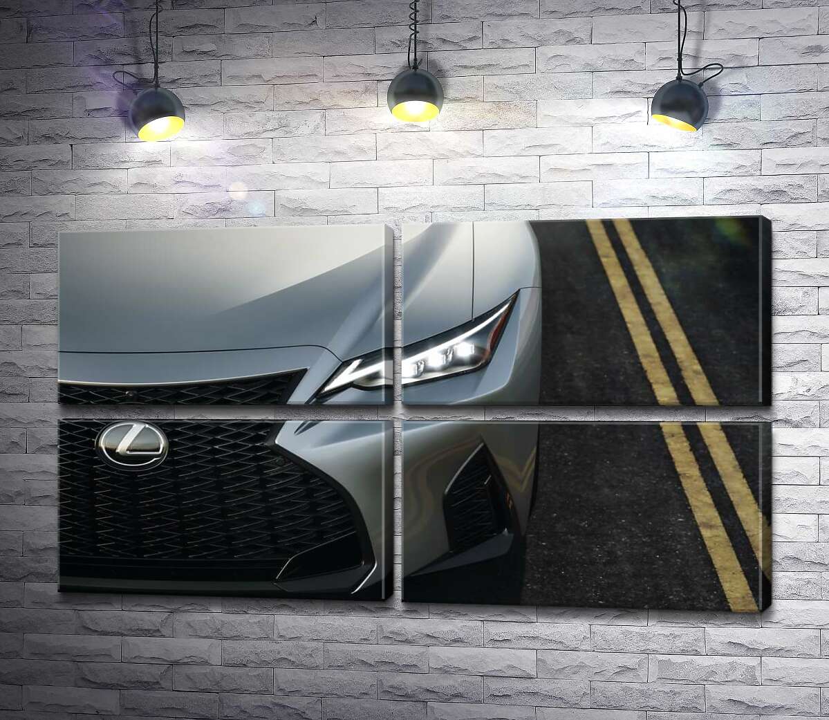 модульная картина Изящная фара серебристого автомобиля Lexus IS 300 (Модуль №25)
