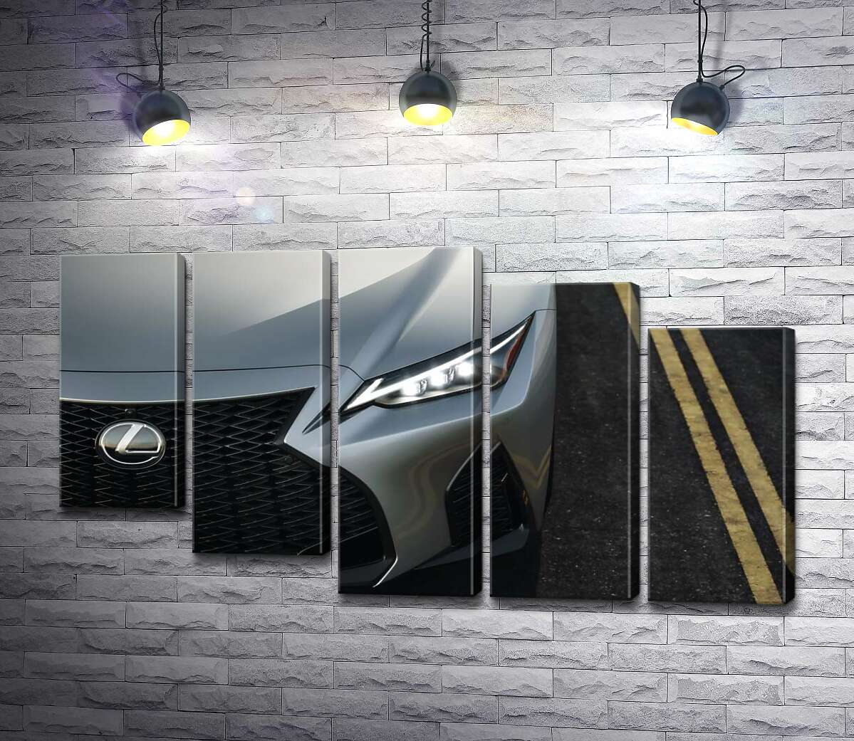 модульная картина Изящная фара серебристого автомобиля Lexus IS 300 (Модуль №28)