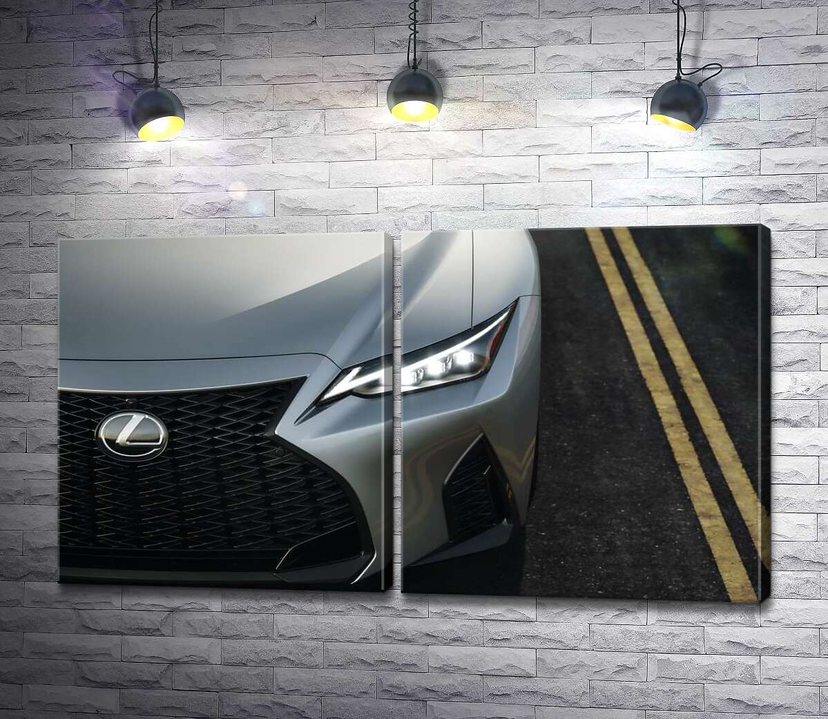 модульна картина Витончена фара сріблястого автомобіля Lexus IS 300 (Модуль №6)
