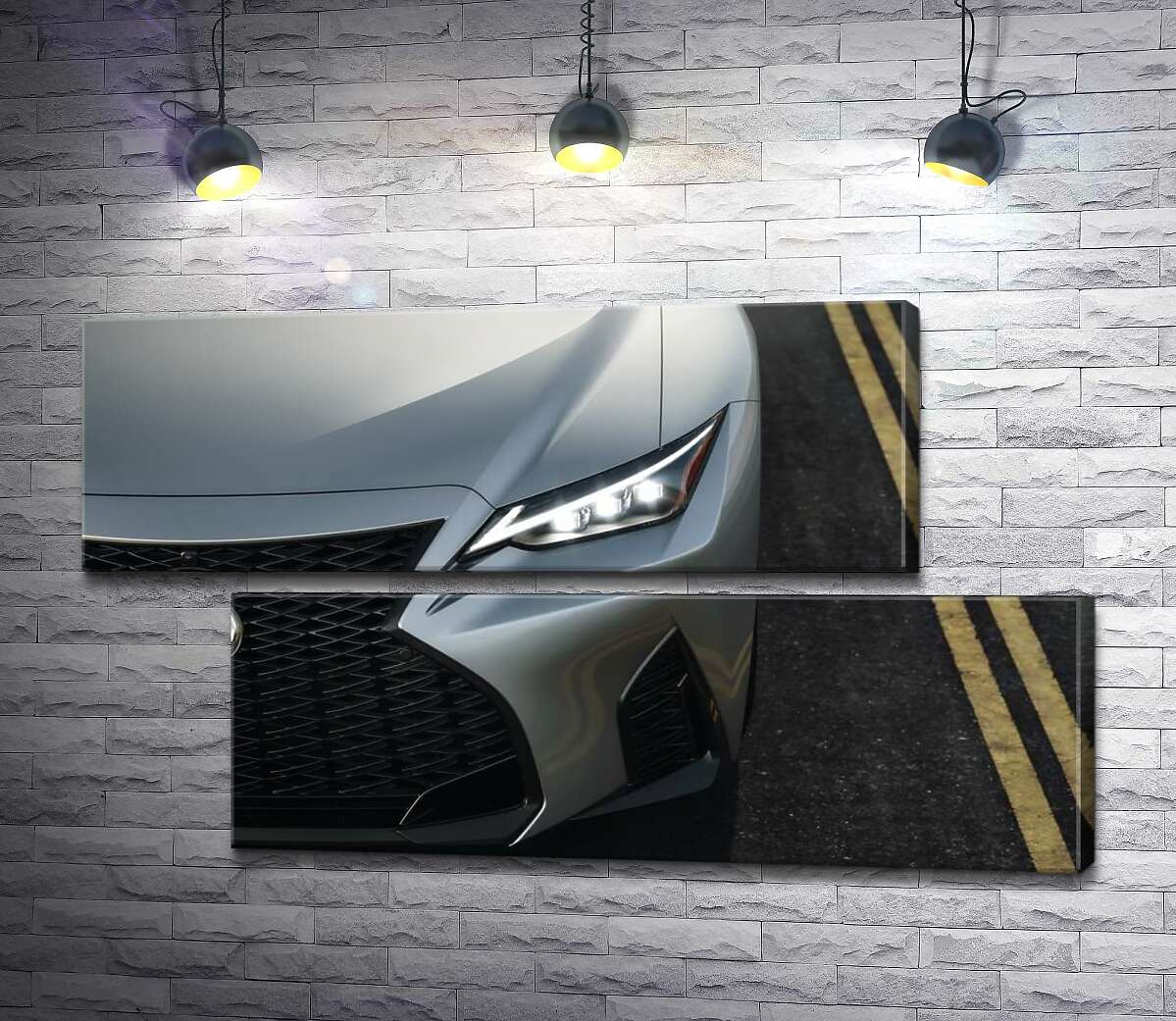 модульная картина Изящная фара серебристого автомобиля Lexus IS 300 (Модуль №8)