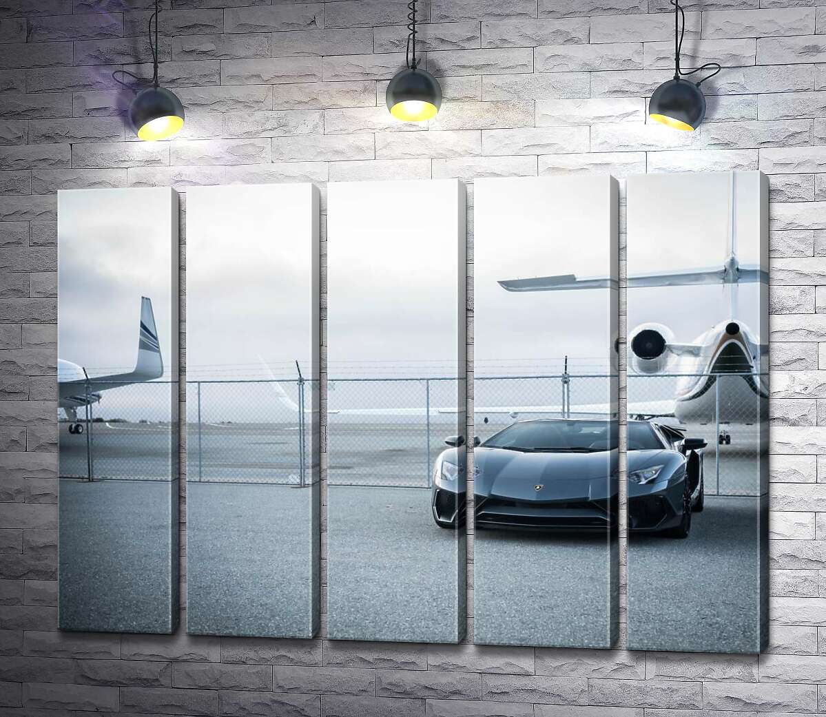 модульна картина Чорний автомобіль Lamborghini Aventador на фоні літаків (Модуль №26)