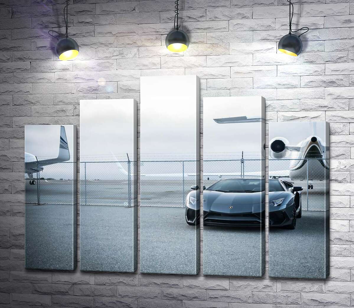 модульна картина Чорний автомобіль Lamborghini Aventador на фоні літаків (Модуль №29)
