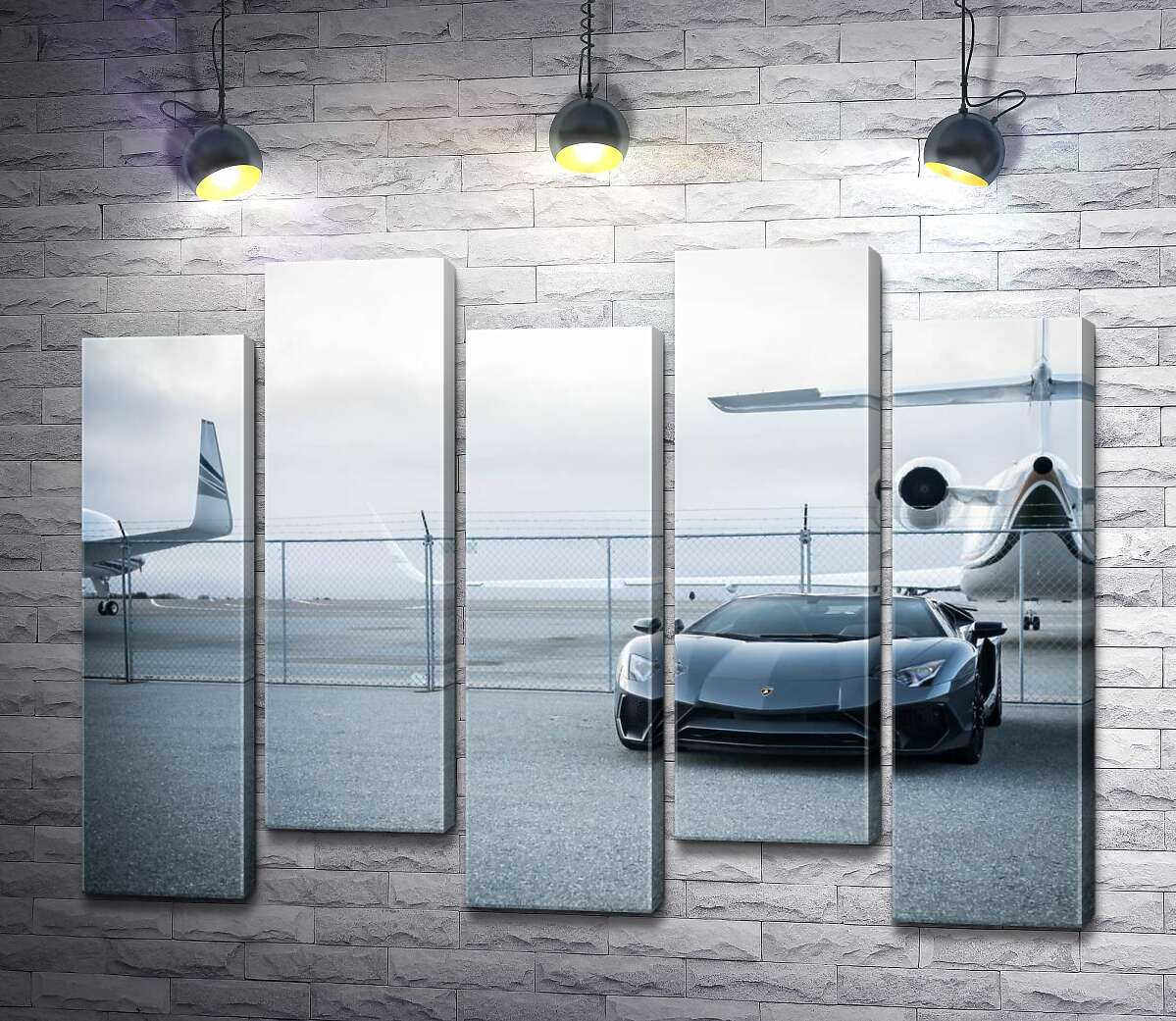 модульна картина Чорний автомобіль Lamborghini Aventador на фоні літаків (Модуль №30)